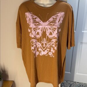 Wild Fable oversized butterfly graphic tee shirt